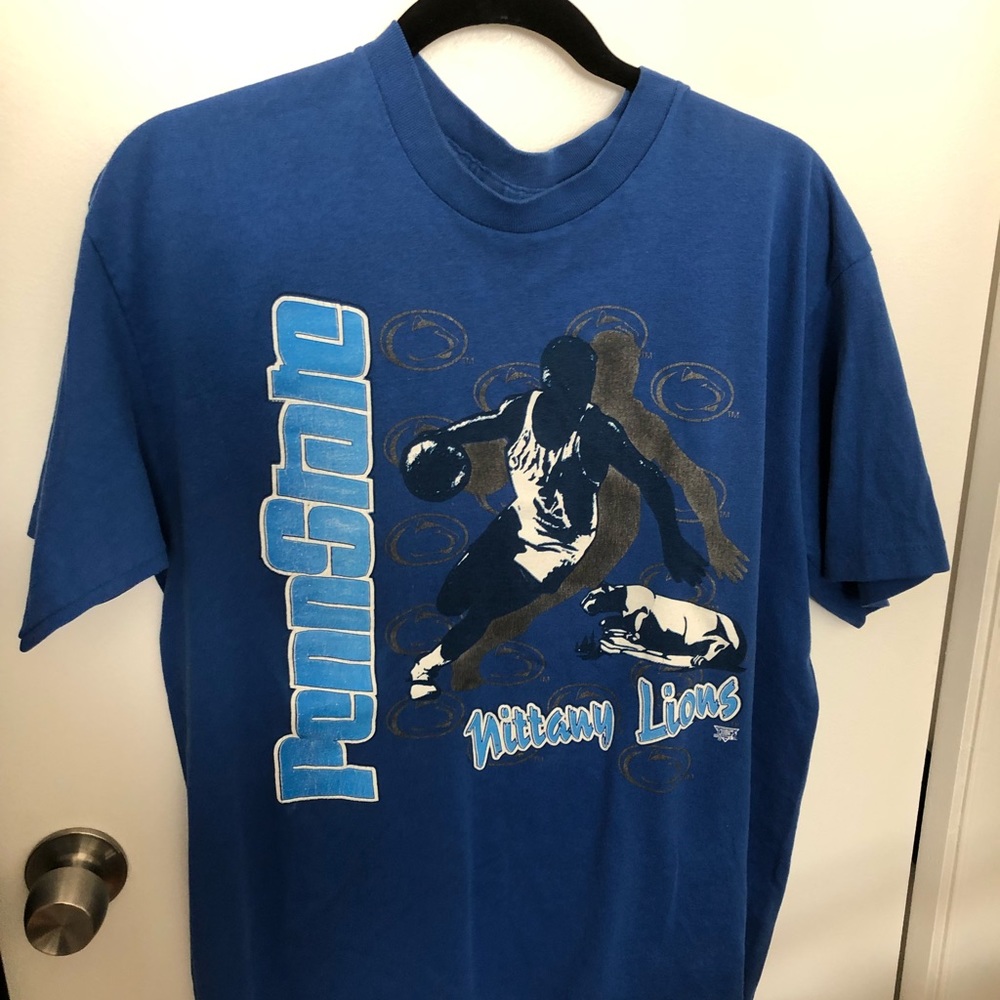 Penn State basketball vintage T-shirt!